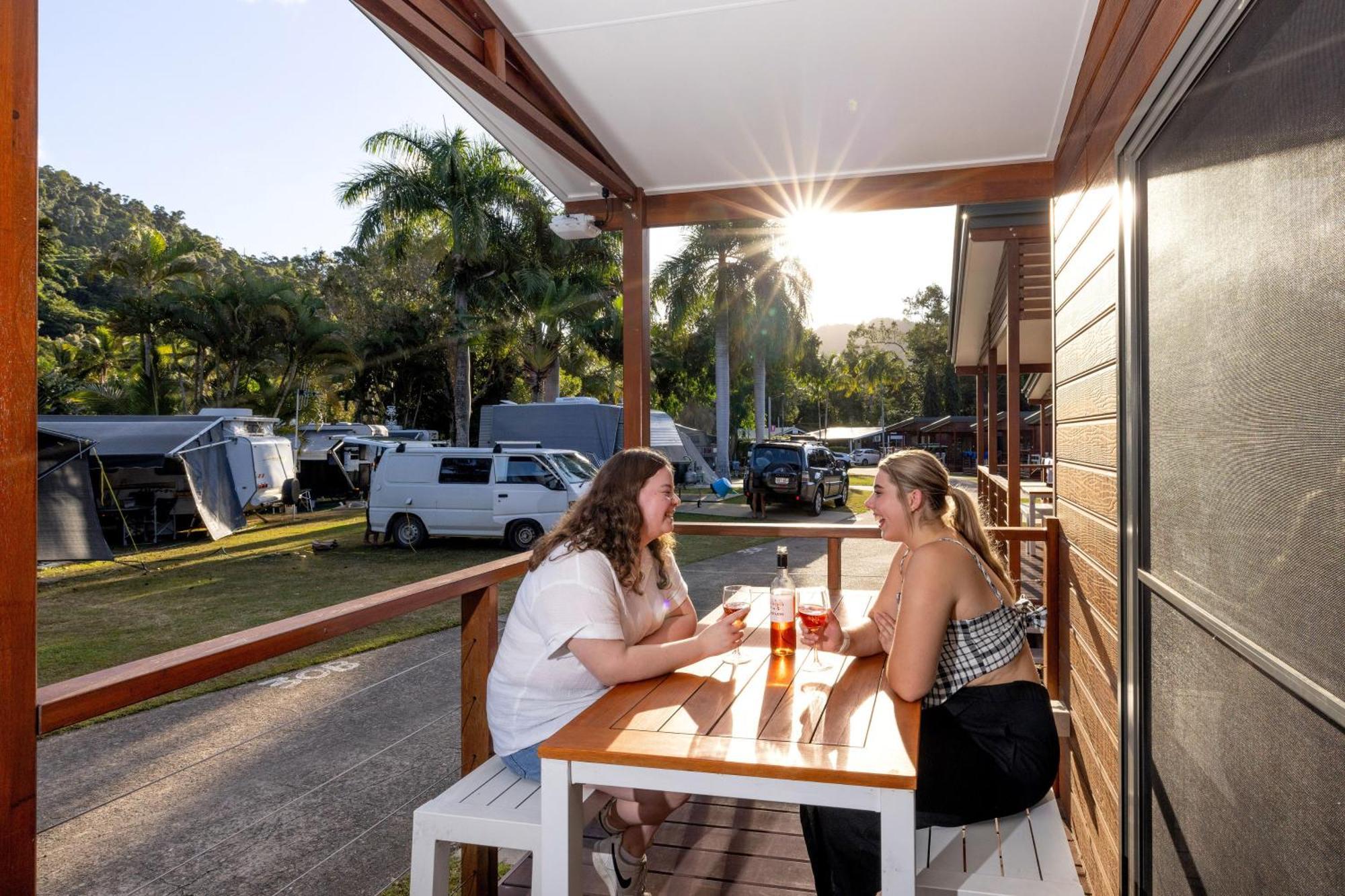 Big4 Whitsundays Tropical Eco Resort Airlie Beach Ngoại thất bức ảnh